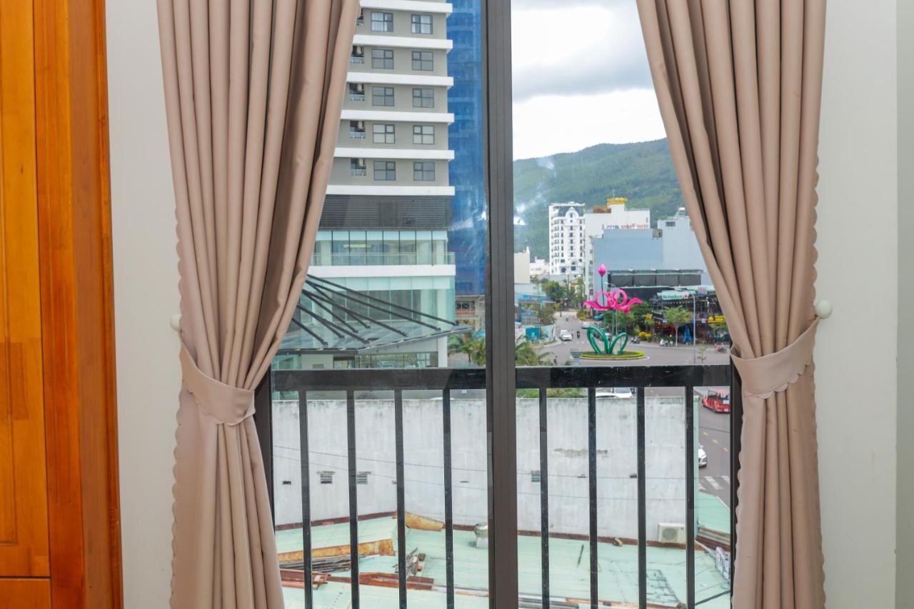 Khach San Ciao Quy Nhon Hotel Exterior photo